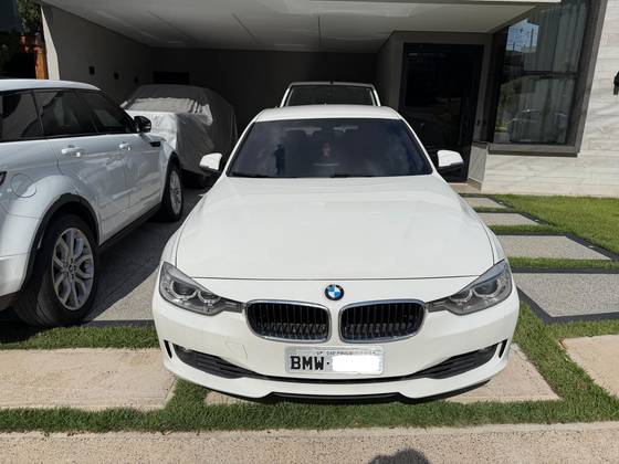 BMW 320i 2.0 16V TURBO ACTIVE FLEX 4P AUTOMÁTICO BMW 320i 2.0 16V TURBO ACTIVE FLEX 4P AUTOMÁTICO